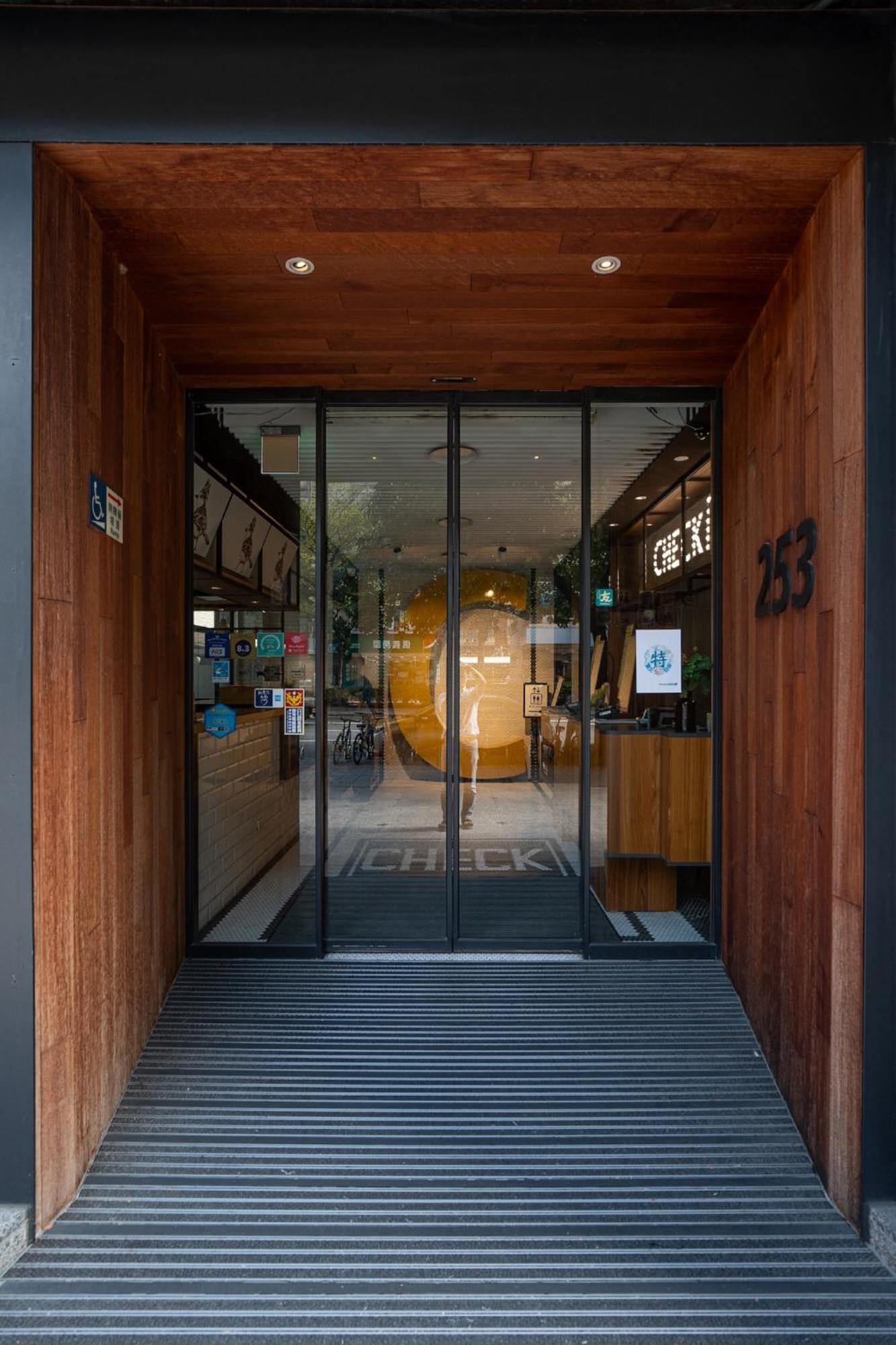 Check Inn Taipei Songjiang Buitenkant foto